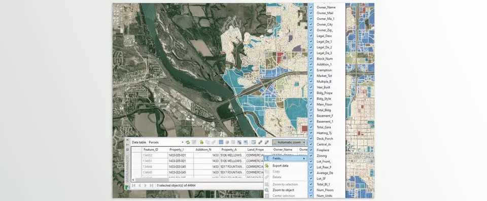 Spatial Manager for AutoCAD Professional - The Data Grid palette in AutoCAD provides a way to view and edit the data associated with any table in the drawing.