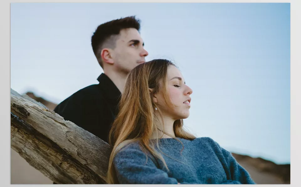 Very Good Presets - Portra 400 - Bring your photos to life with a versatile preset pack designed to add a timeless, cinematic vibe, whether you're shooting 35mm or 120 film.
