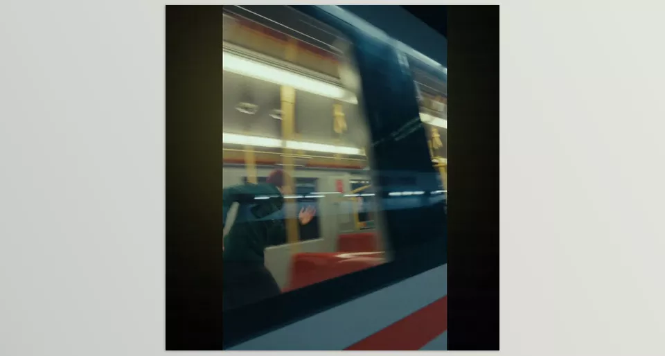 Vertical Film Transitions - Stand out from your competition and distinguish your videos with ease, enhancing every piece of content through this package.